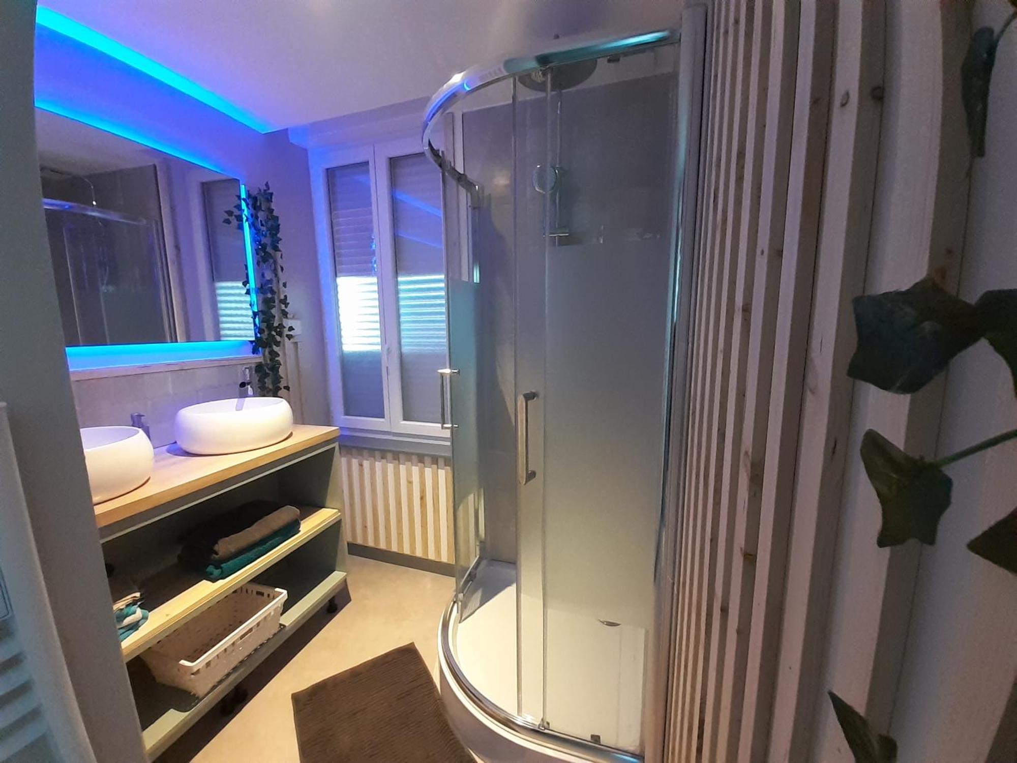 Bosquet, Hotel A Valenciennes Aulnoy-lez-Valenciennes Ngoại thất bức ảnh